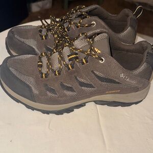 Columbia Men's Brown and Gray Hiking Shoes